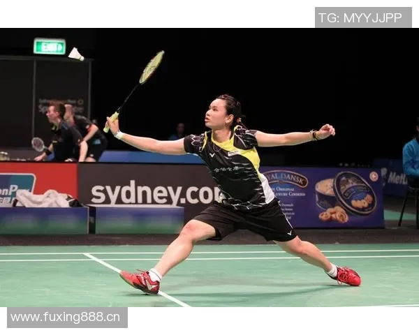 羽毛球战术解析:杭州羽毛球队边路渗透的成功之道与启示